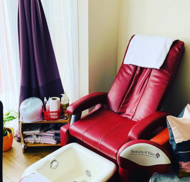 spa treatment chair massage